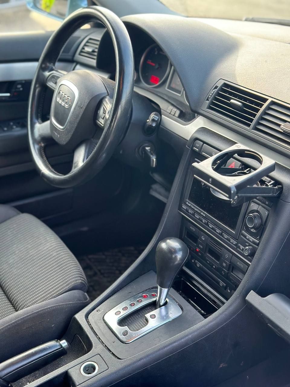 Авторозборка Ауді А4 В7 Ауді А6 С6 запчастини Audi A4 (B7) Audi A6 C6