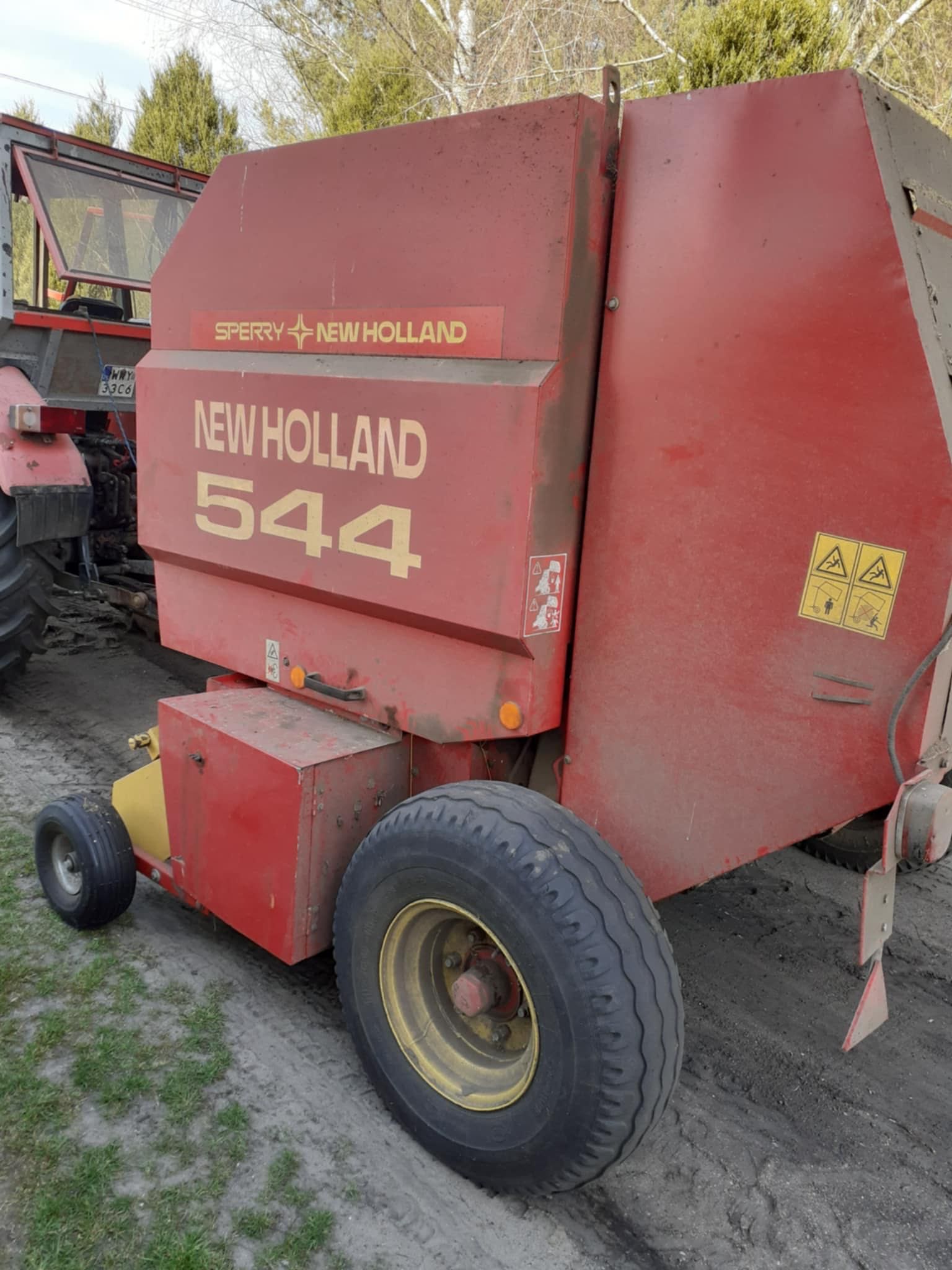 Prasa belująca New Holland 544
