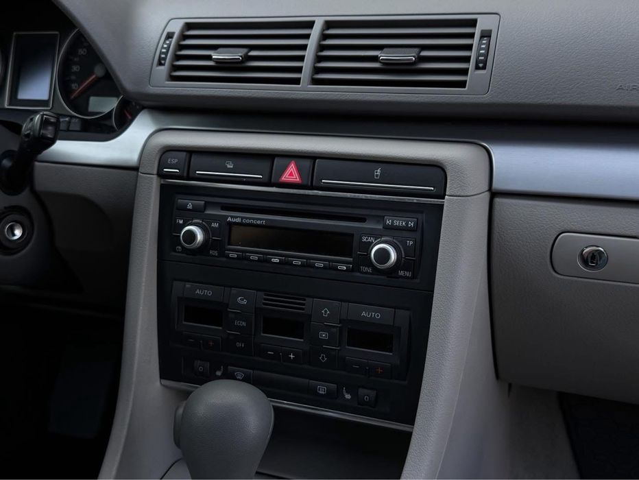 Audi A4 B7 2.0 MPI бензин, автомат