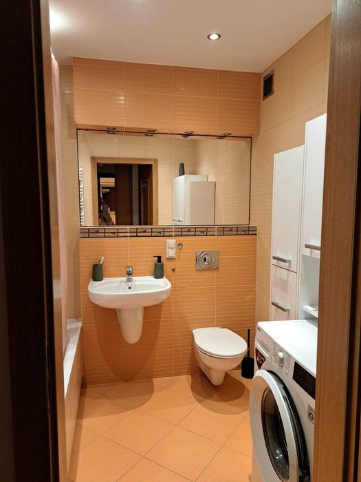 Do wynajęcia 2 pokojowe mieszkanie 45m2, ul.Żaka, Kurdwanów- przy pętl