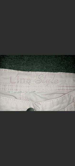 Джинси декілька пар