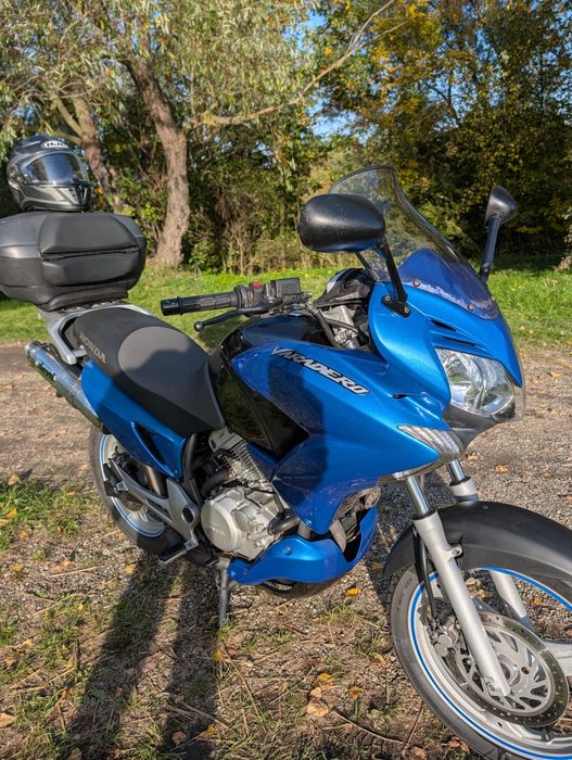 Honda Varadero poj.125. Rok2008 po lifcie zamiana