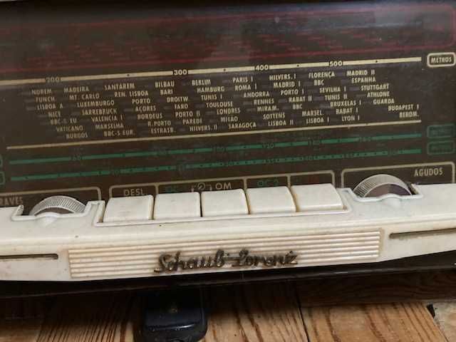 Vintage - Rádio Antigo Schaub Lorenz