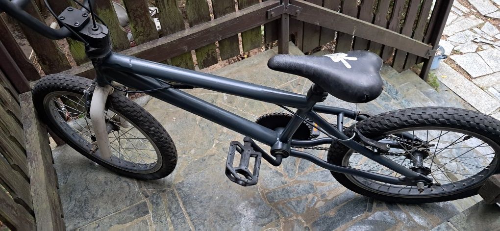 Bmx dla dorosłej osoby/ nastolatka koła 20 cali rower wyczynowy