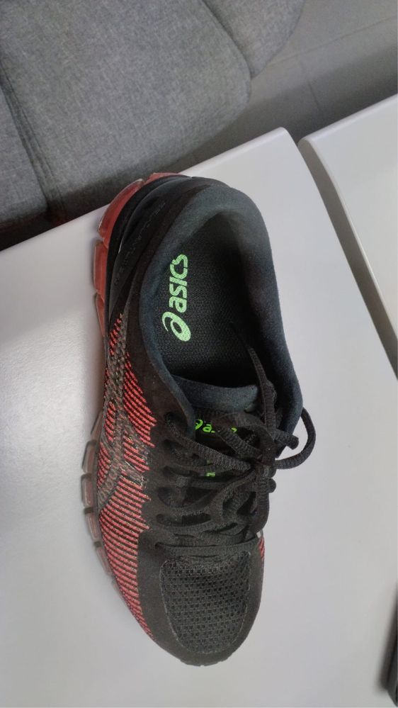 Ténis ASICS NOVOS!! 39