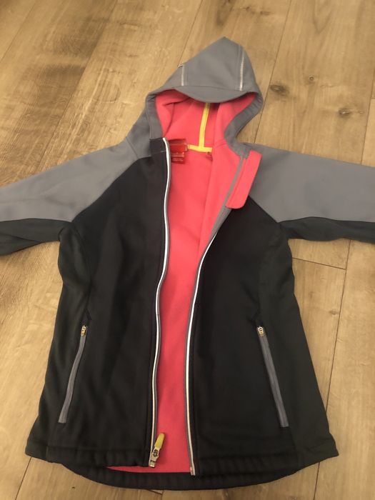 Sofrshell bluza nike 137-146