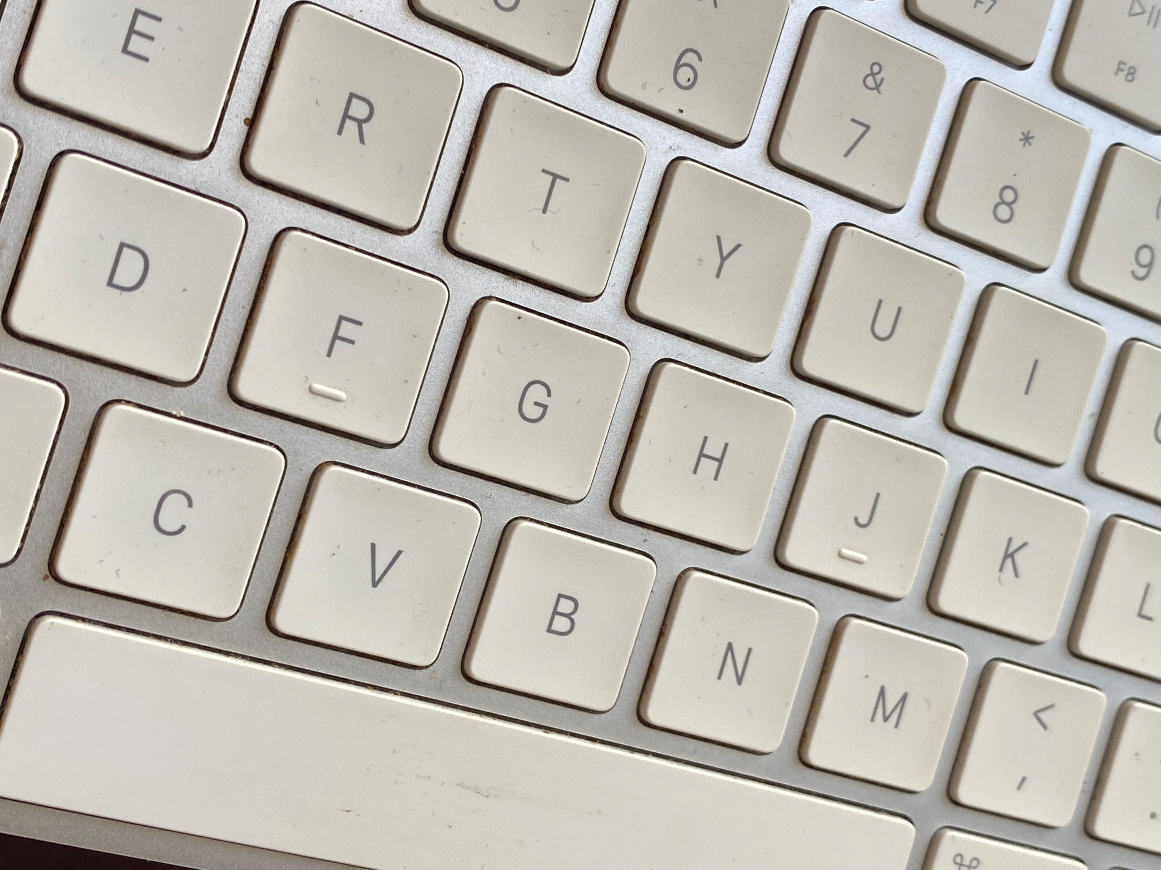 Apple - Magic keyboard - Algumas teclas não funcionam