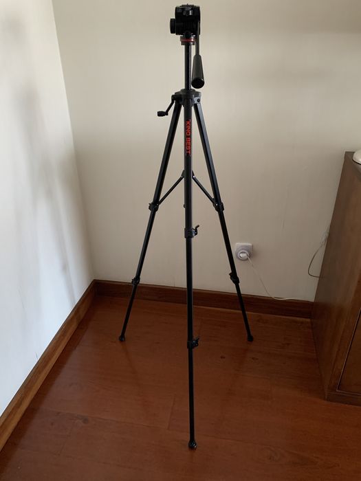 Tripé para máquina fotografica e câmara de vídeo
