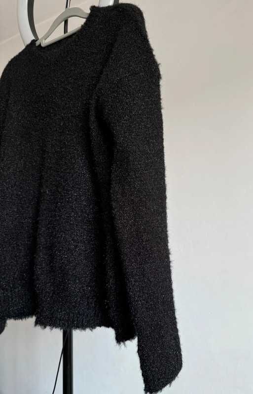 elegancki Sweter m l r.uniwersalny błyszczący przyjemny materiał