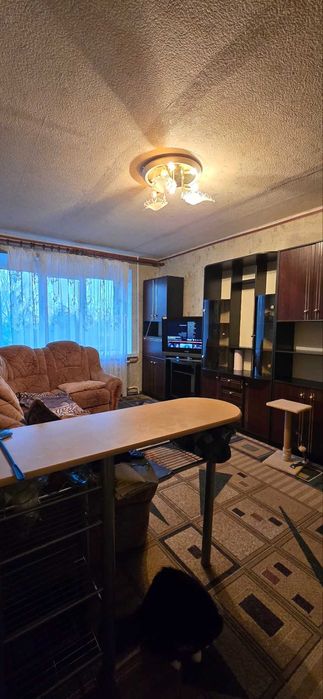 Сдаётся 2 - х комнатная квартира на Василя Стуса .(Черёмушки)