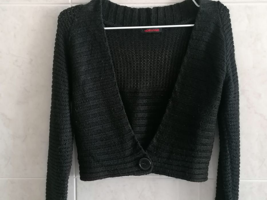Bolero de malha preto novo