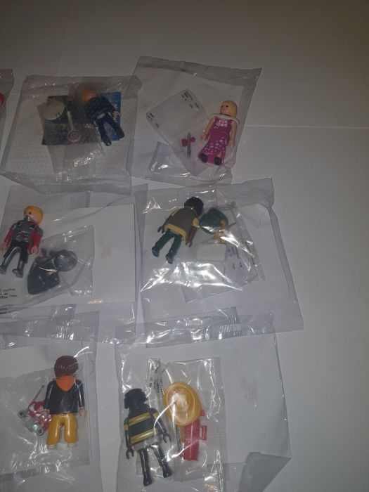 Figurki playmobil 12 szt nowe