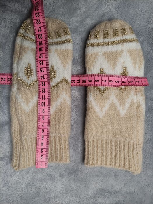 Варежки женские Primark