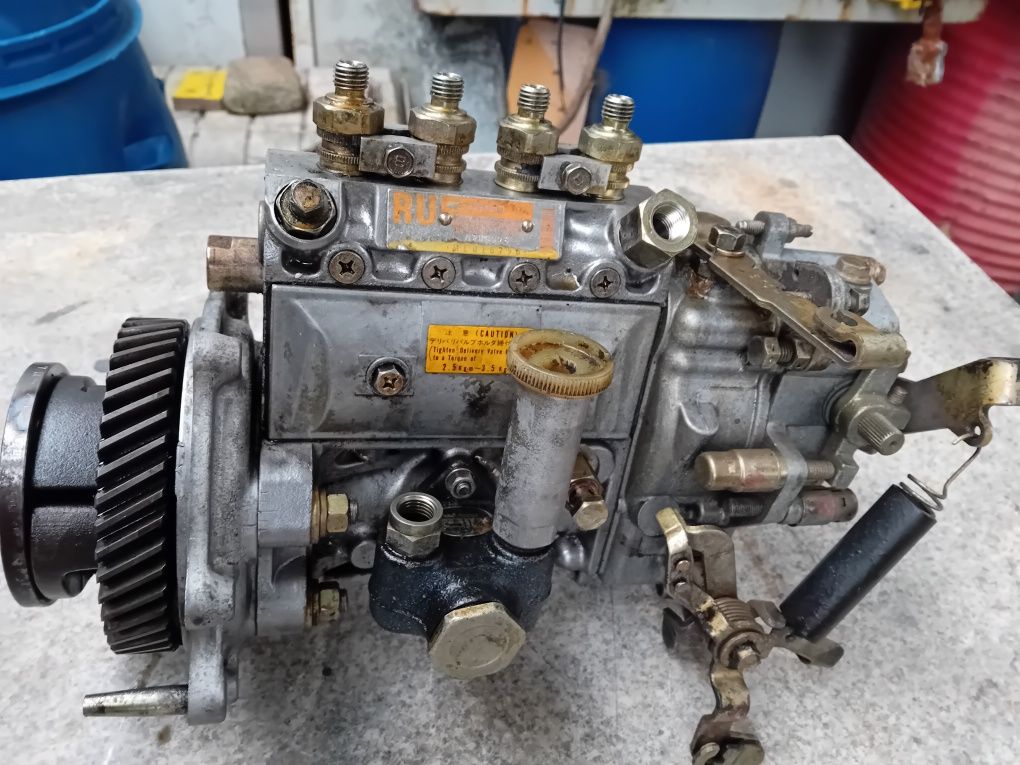 Bomba injetora Mitsubishi 331