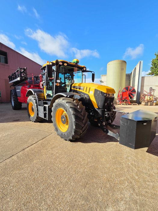 JCB Fastrac 4220