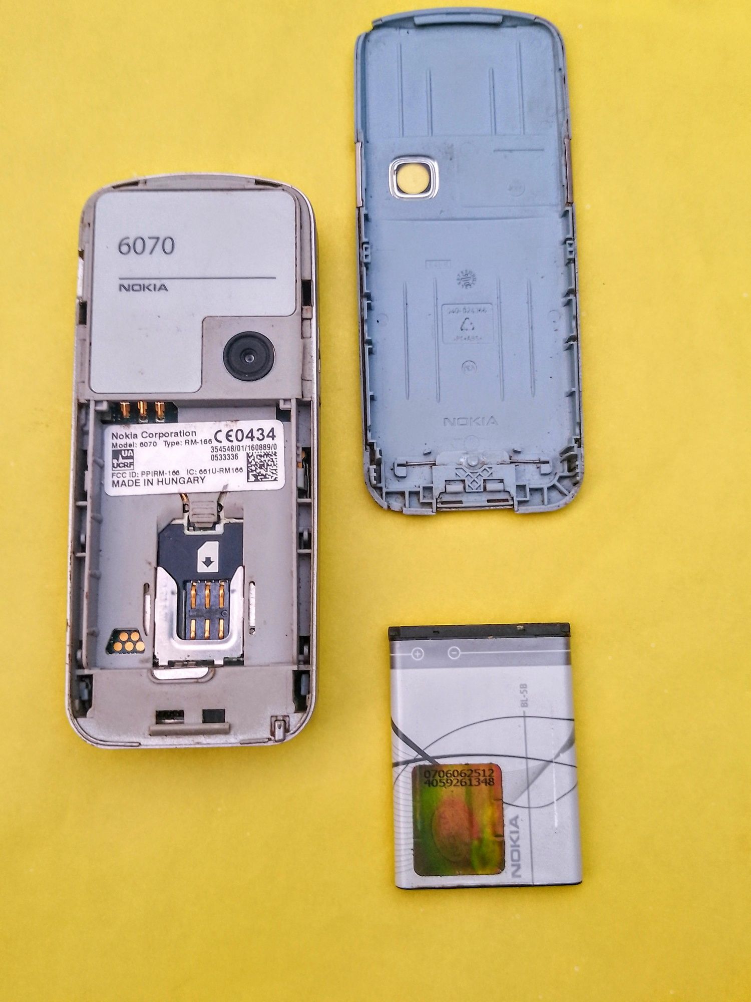 Кнопочный мобильный телефон Nokia 6070 в рабочем состоянии аккум.норм.