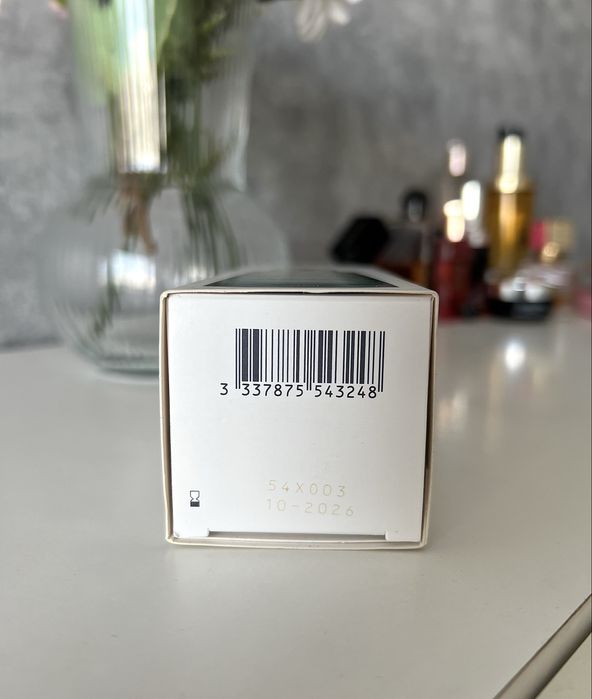 Vichy Minéral 89 serum z kwasem hialuronowym Nowe,fabrycznie zamkniete