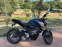 Honda CB 125 R  -