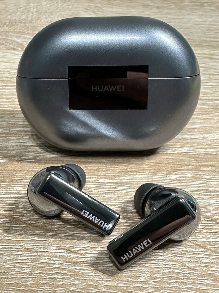 Продам наушники Huawei FreeBuds Pro
