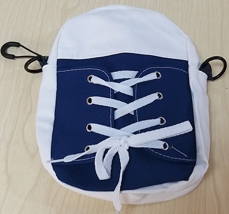 Mala a tiracolo ténis.