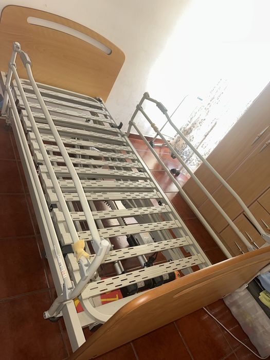 Cama Ortopédica s/colchão