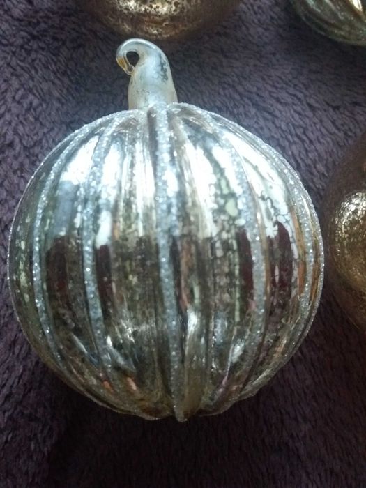 Srare bombki PRL reflektor