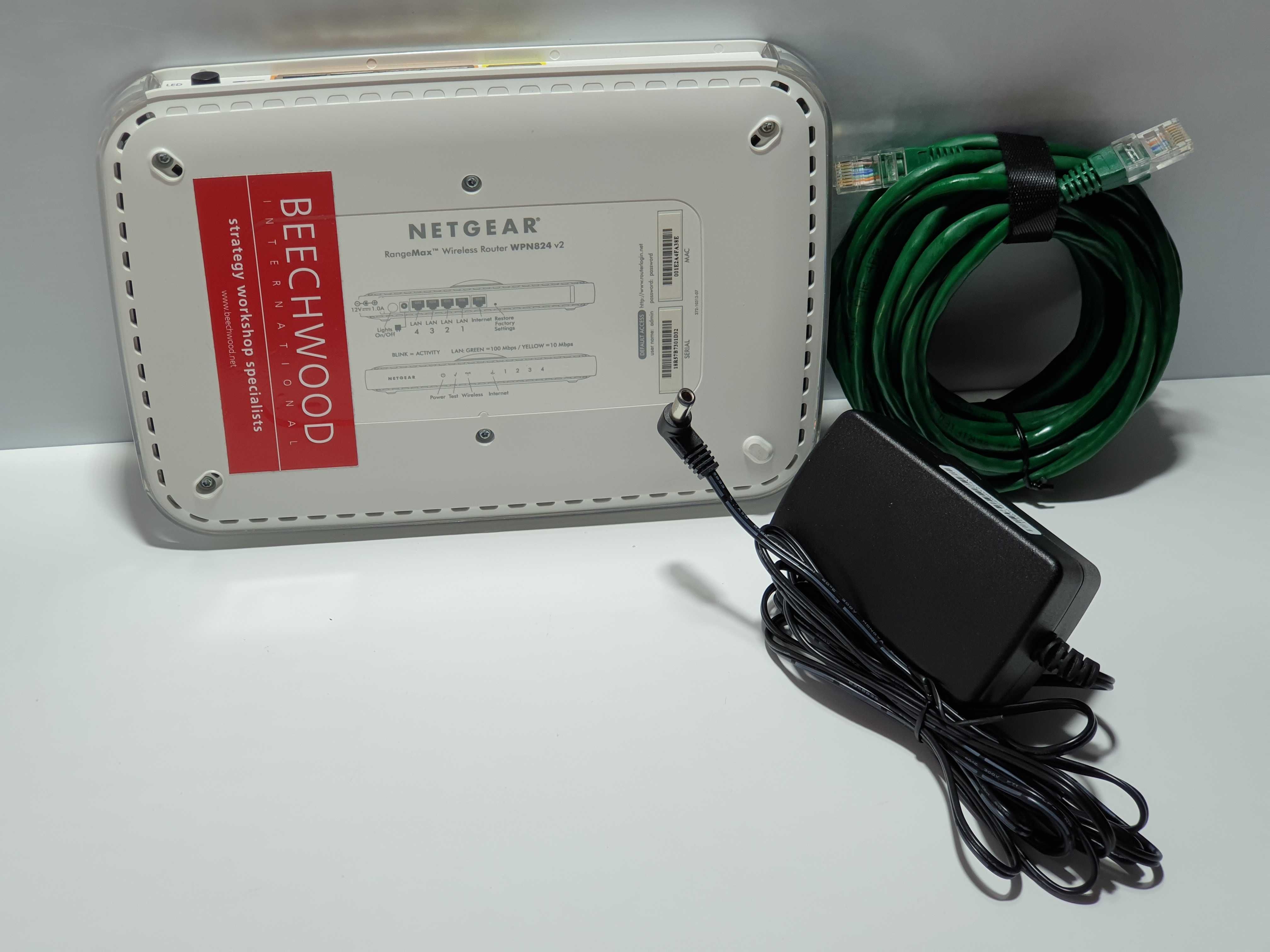 Роутер WI-FI Netgear WPN824 MIMO