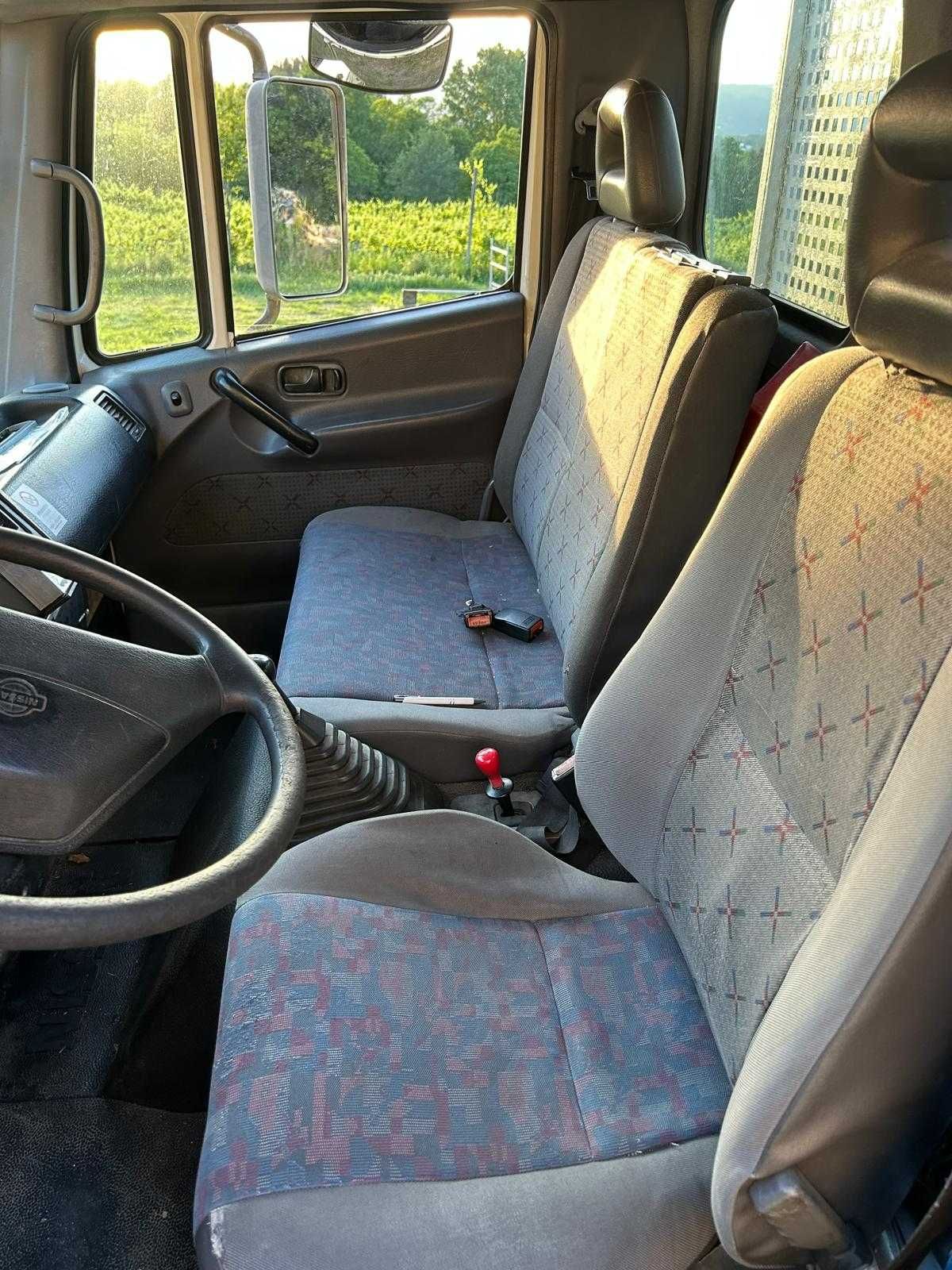 Nissan - Atleon 120