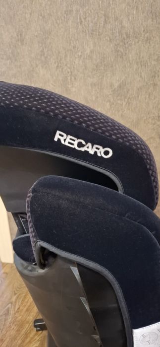 Автокрісло Recaro