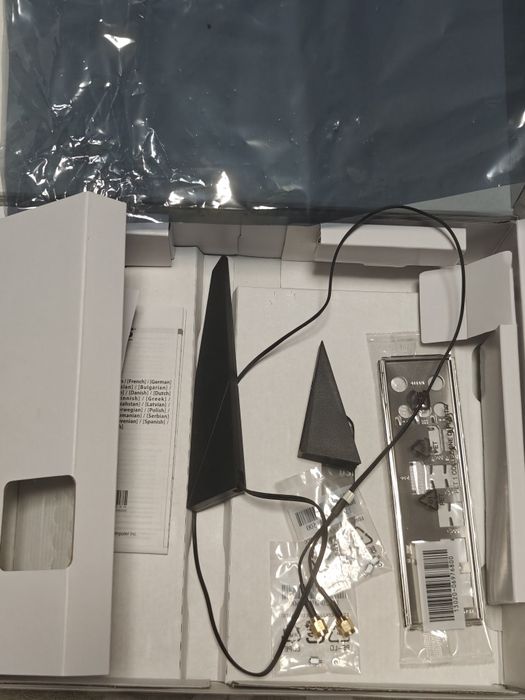 Asus Z790-P Wifi + i5 13400f + 16gb ddr5