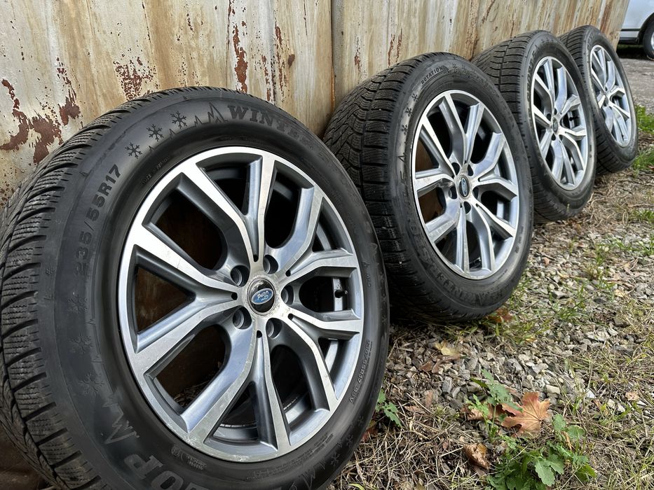 Авто шини зимові для легкових авто з дисками та датчиками тиску