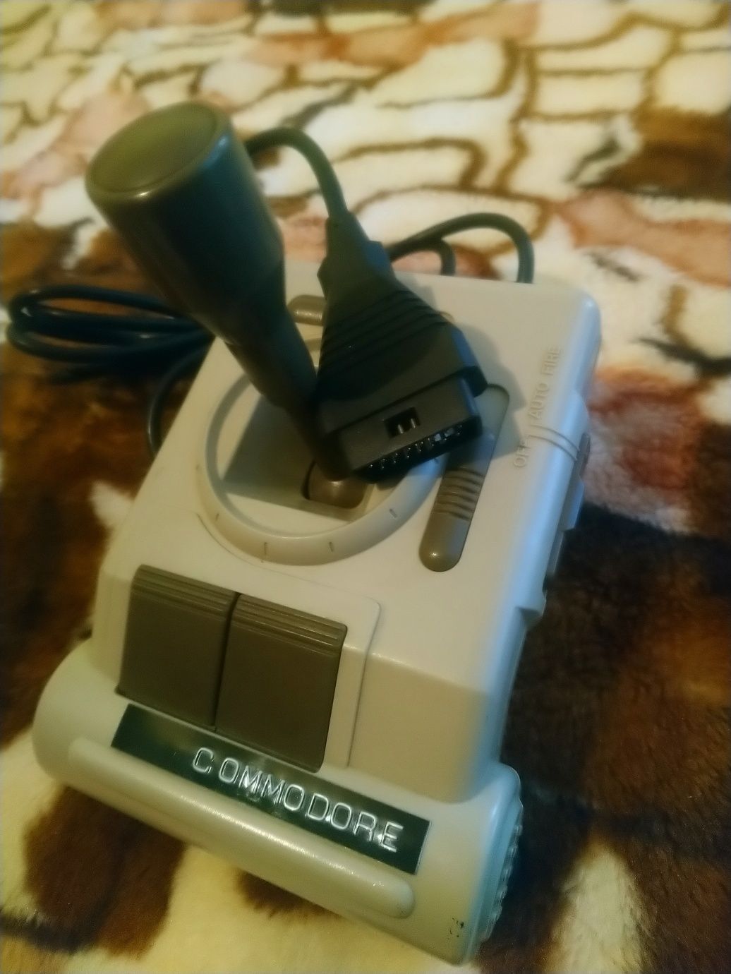 Joystick Commodore  Quickshot SVI