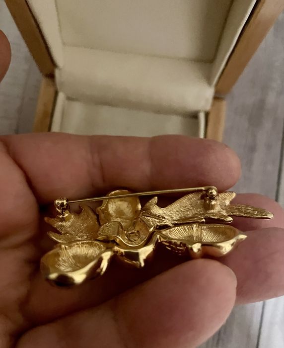 Monet вінтажна брошка 60-70 роки осінь жолуді американський вінтаж