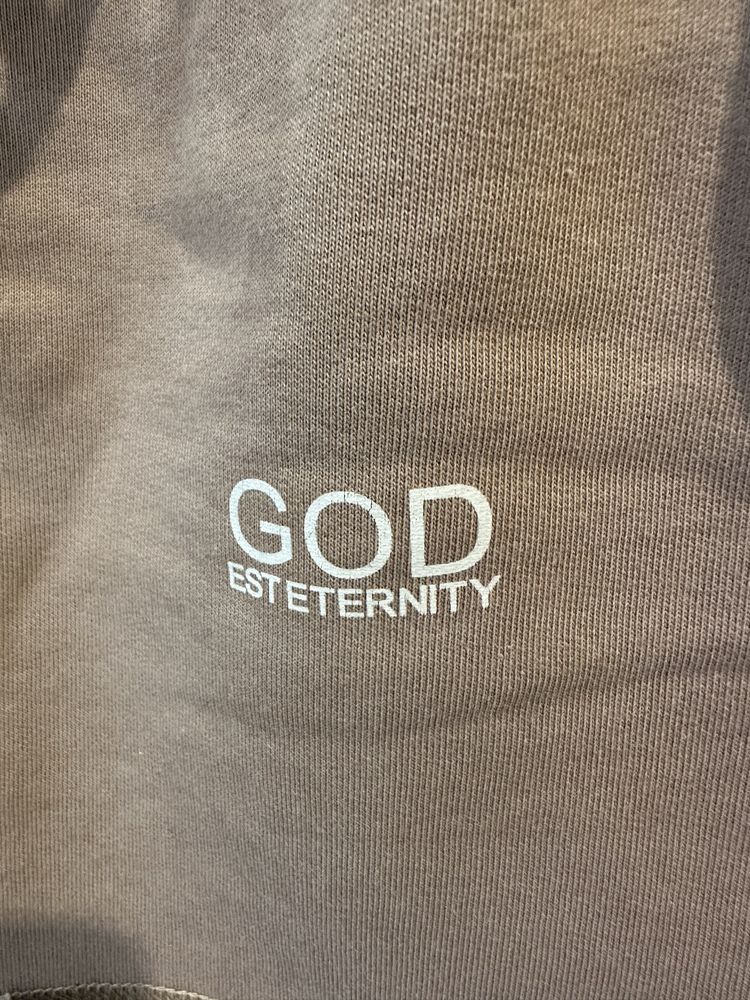 Шорти українського бренду zoho "god est eternity"
