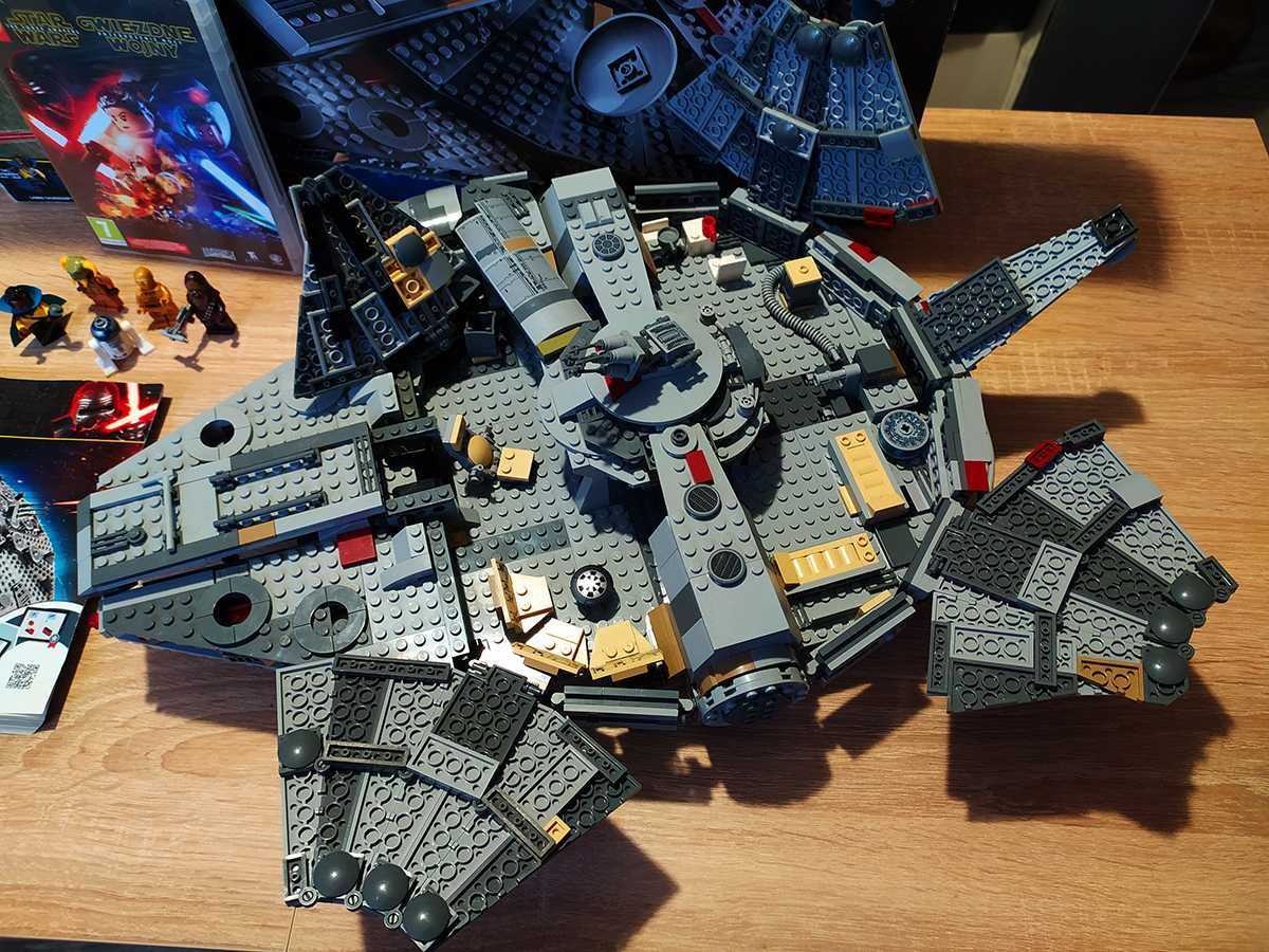 Zestaw klocków LEGO Star Wars 75257 + gra na CD