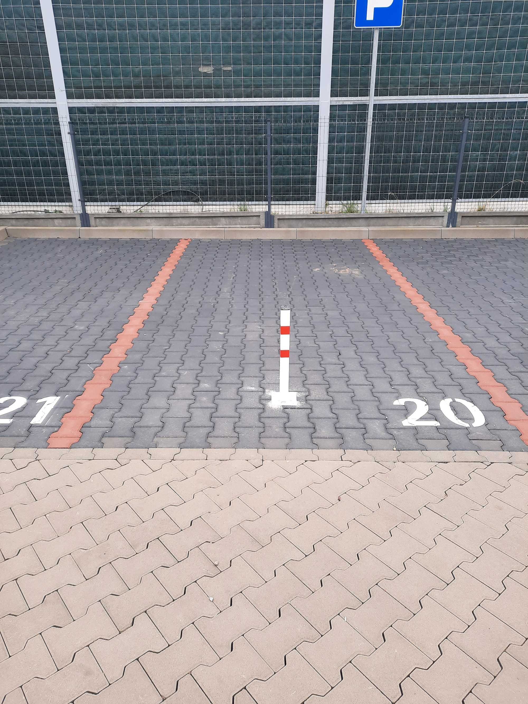 Miejsce parkingowe zewnętrzne