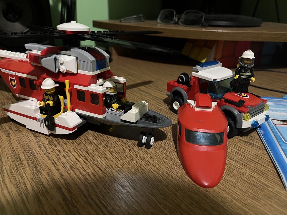 Лего 7206 пожарний вертоліт і машина