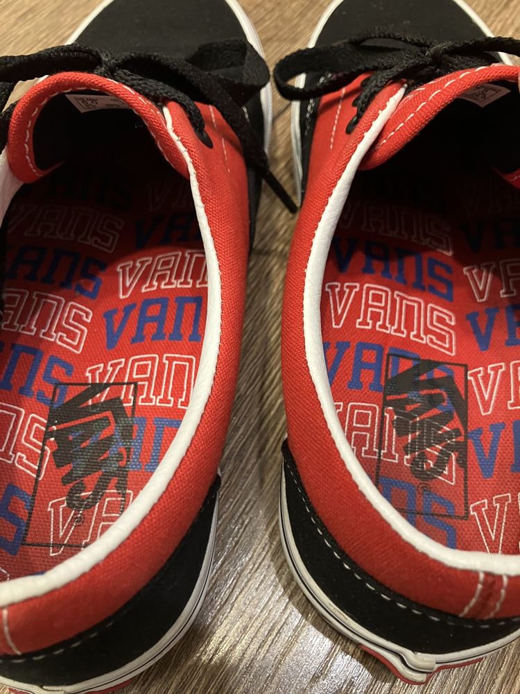 Buty vans motyw czaszki