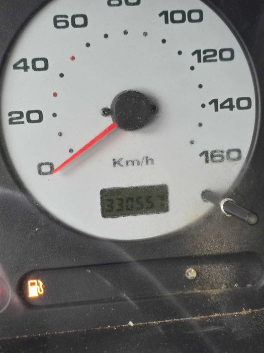 Nissan Cabstar 120-35 Basculante • Cabine Dupla 6 Lugares • 2003