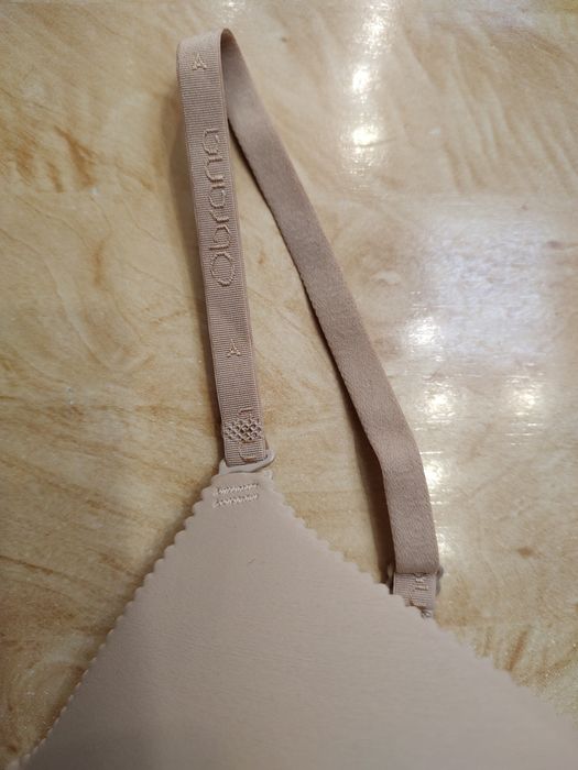 Базовий безшовний бюстгальтер Obrana від Anabel arto