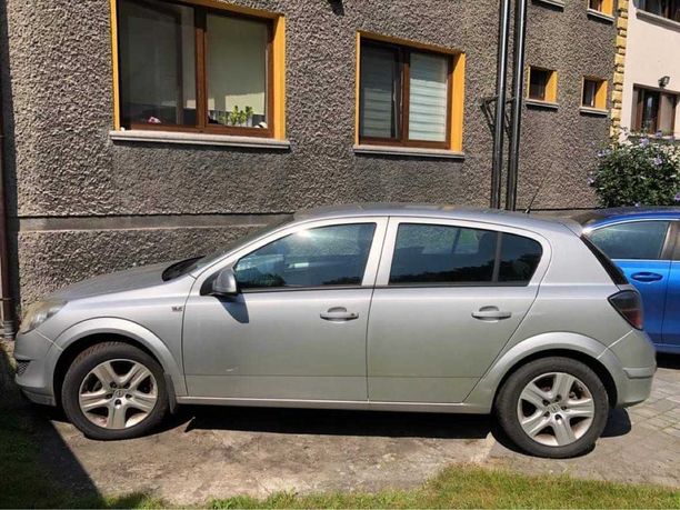 Opel Astra H, 2009 r. 1,6 benzyna, klima, bezwypadkowy