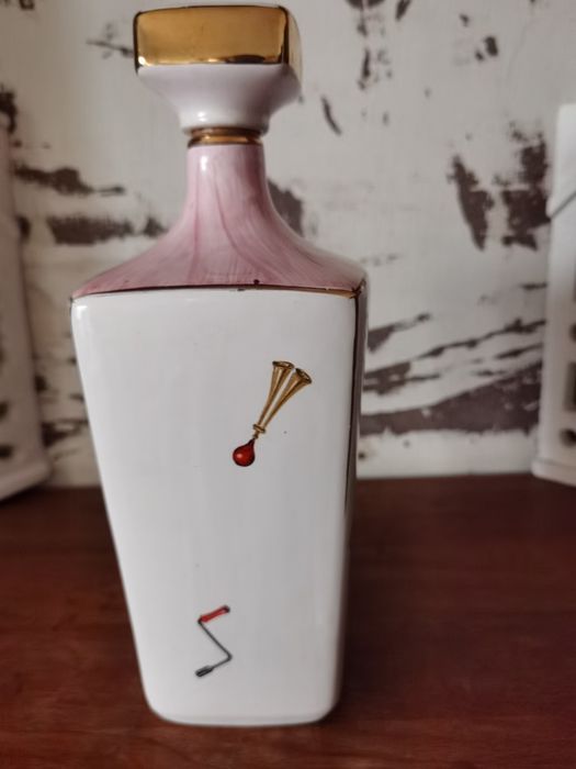 Garrafa Vintage selada e numerada