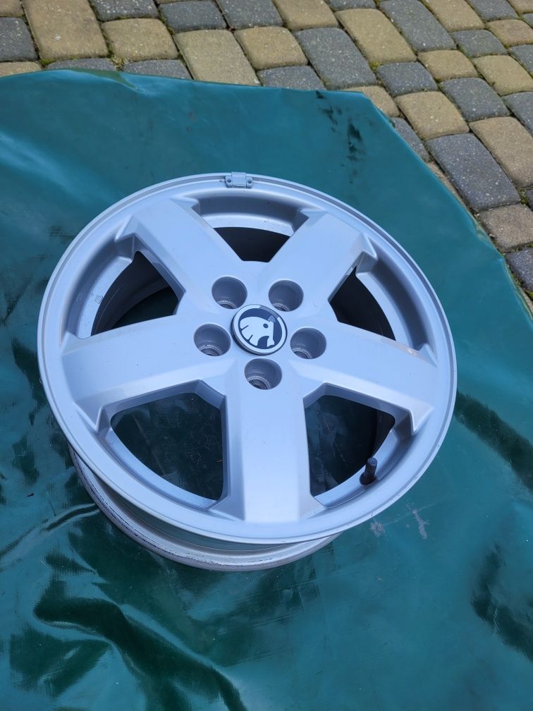 Felga aluminiowa 15 5x100 skoda octavia