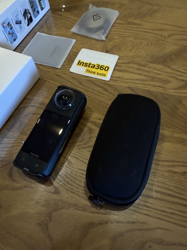 Камера Insta 360 X4