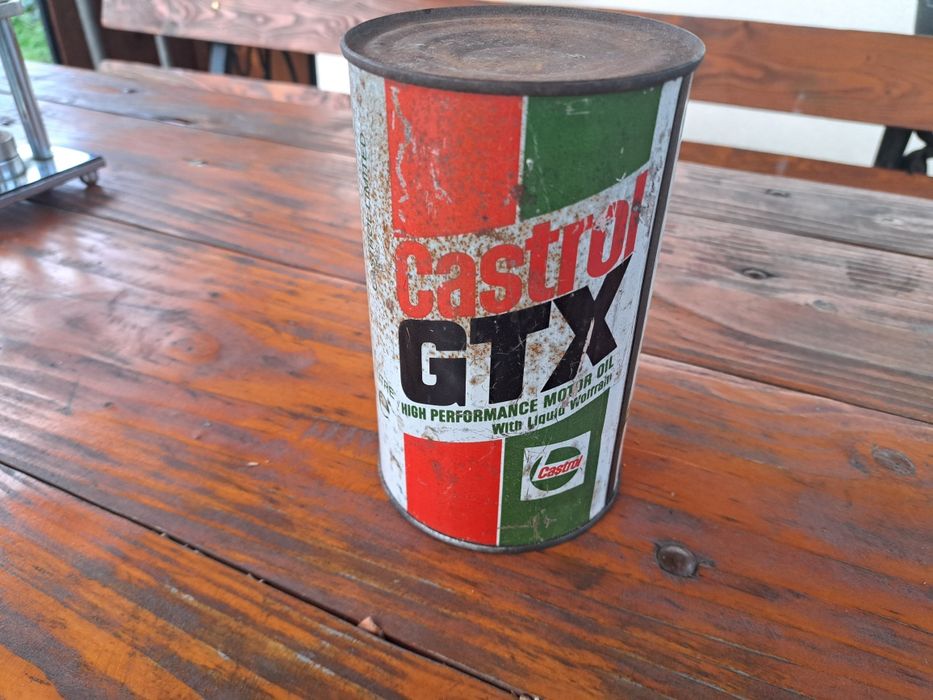 Stara zabytkowa puszka pojemnik castrol gtx 1l