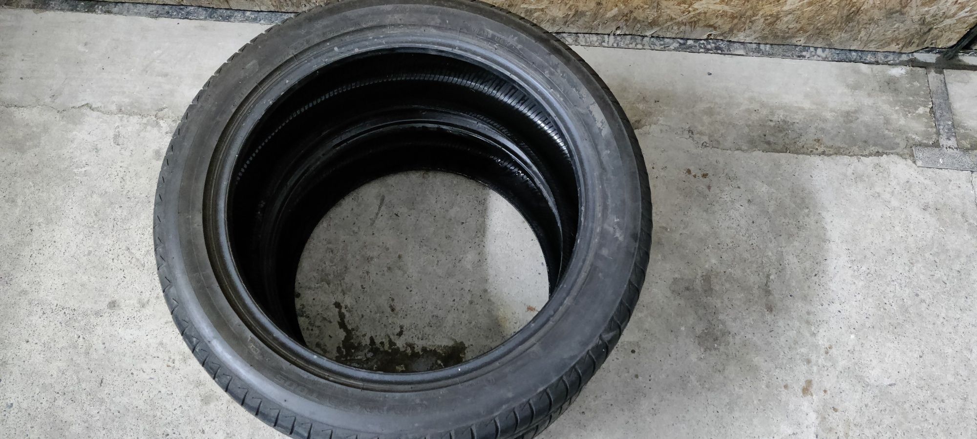 Продам пару літніх шин 255/45 R20 Bridgestone