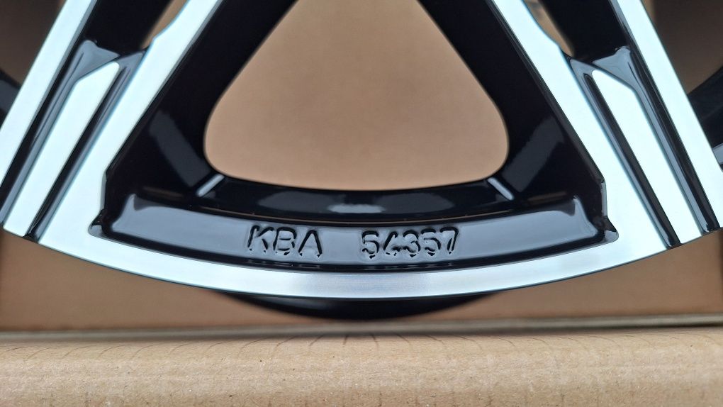 Nowe Alufelgi 5x120 R19 Bmw Seria 2 3 4 5 6 8 F25 F30 F10 E60 E90 x3