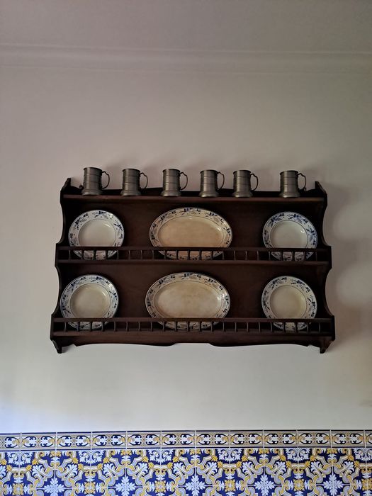 Escaparate de madeira