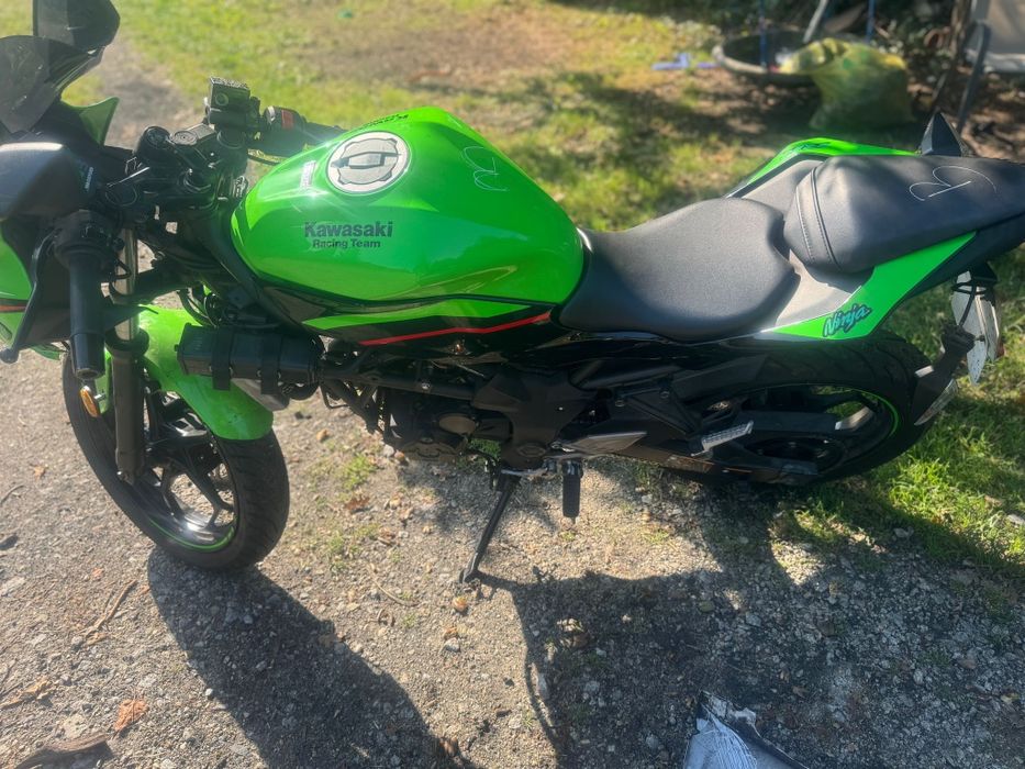Kawasaki ninja 125  2021r abs uszkodzony