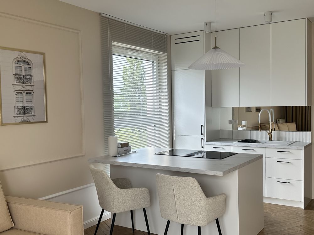 Nowa elegancka kawalerka z balkonem w apartamentowcu Lisiej 16